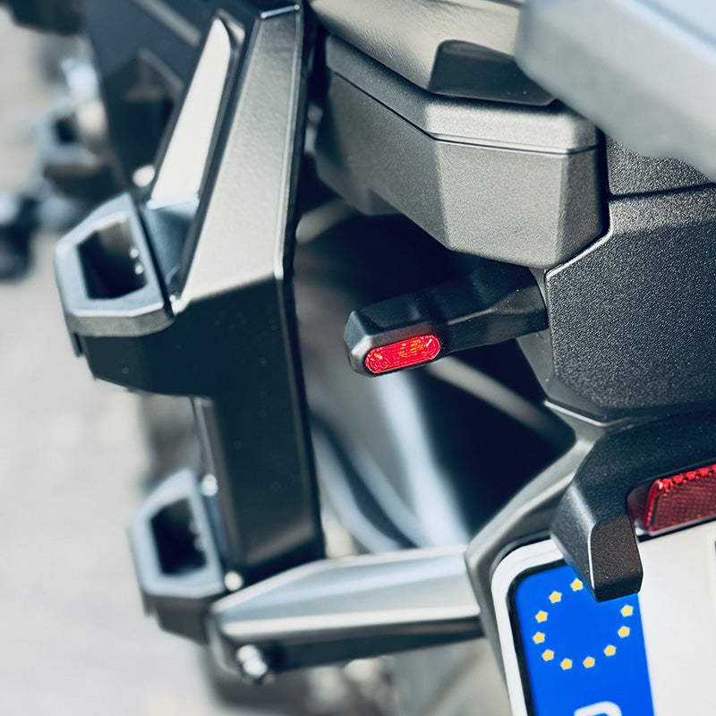 BMW R 12 [2024-2026] - BMW Blinker ADV Pro Hinten 3in1 (paar)