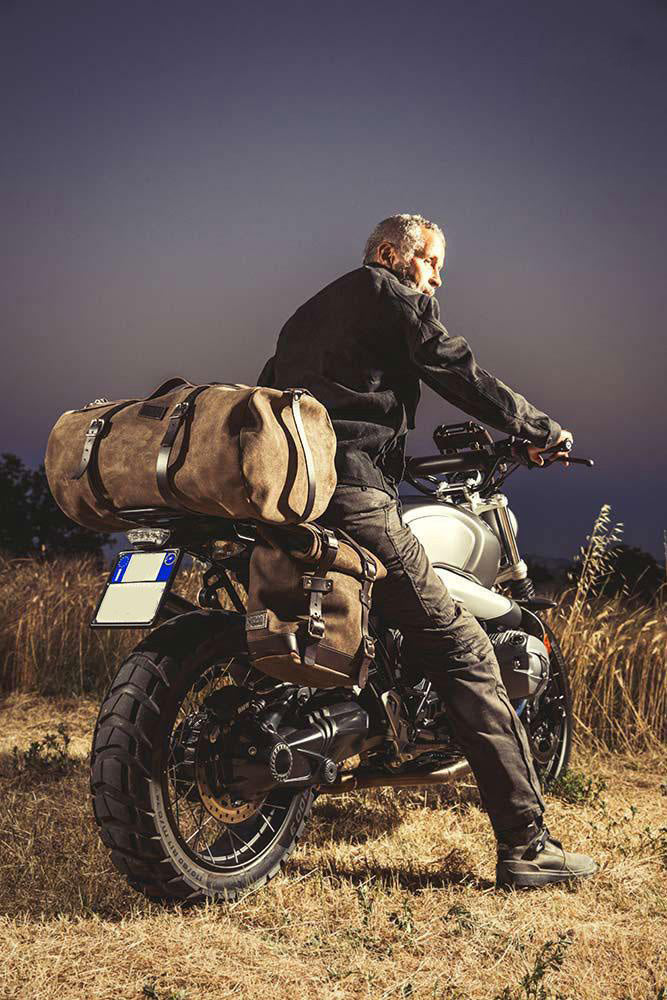 BMW R nineT 1200 Racer [2017-2020] - Seitentasche aus Leder + rechtsseitiger Rahmen