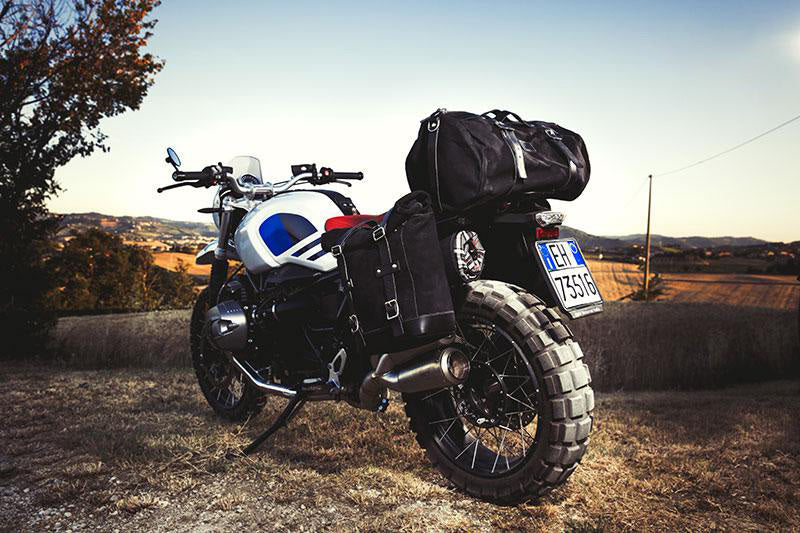 BMW R nineT 1200 Racer [2017-2020] - Seitentasche aus Leder + rechtsseitiger Rahmen