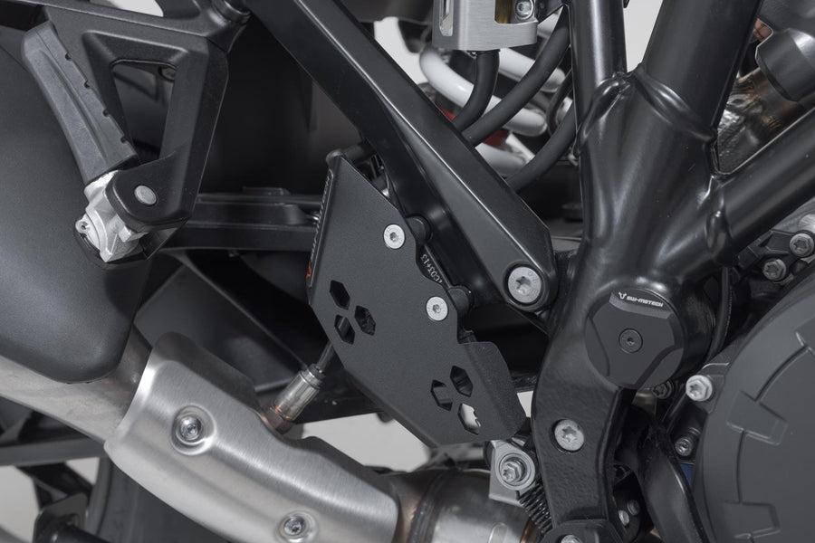 KTM 1290 Super Adventure S [2023] - Protección de la bomba de freno – imagen 2