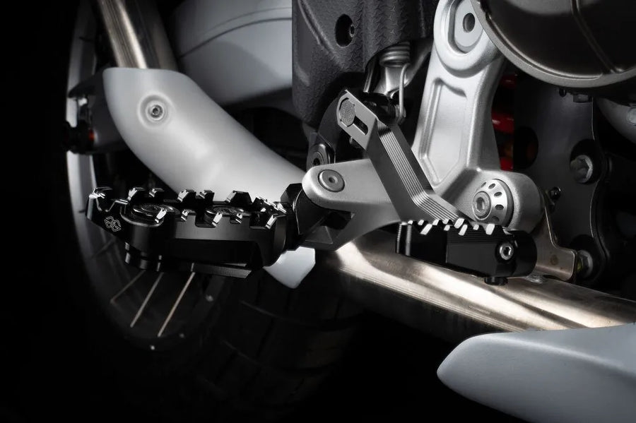 Aprilia Tuareg 660 [GILLES TOOLING] – Vista en perspectiva de la palanca de freno