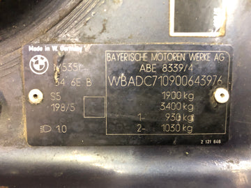 BMW M 535i E28 [1986] - Radhaus con número de chasis y cuerpo - 0