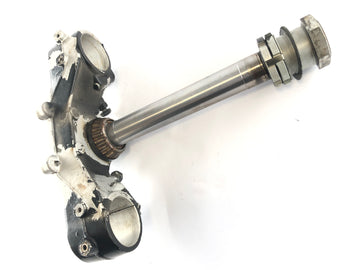 Yamaha TT 600 R DJ01 [2000] - Puente de la bifurcación debajo