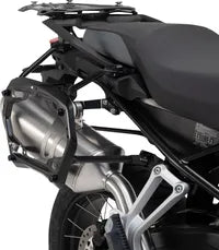 BMW F 900 GS Adventure [SW-MOTECH] – Portaequipajes lateral PRO