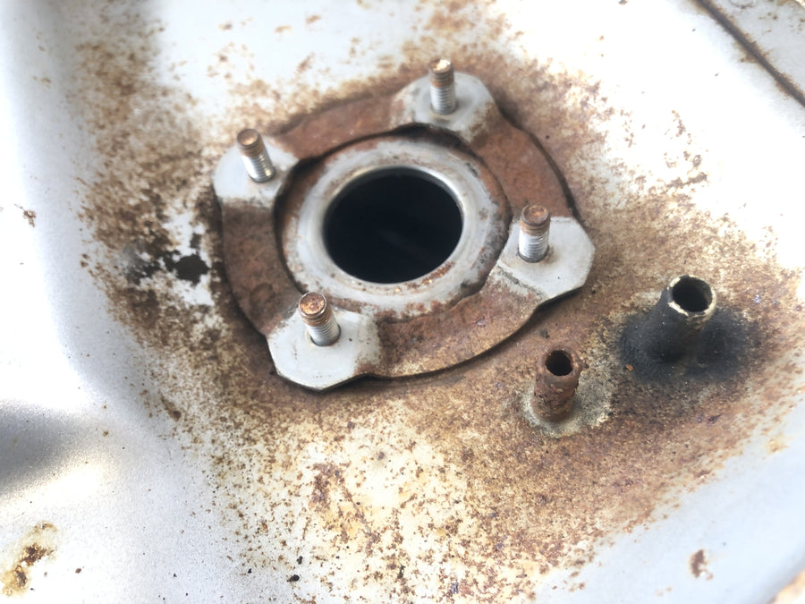 Suzuki GSF 1200 S Bandit WVA9 [2003] - Tanque de gasolina con protuberancia