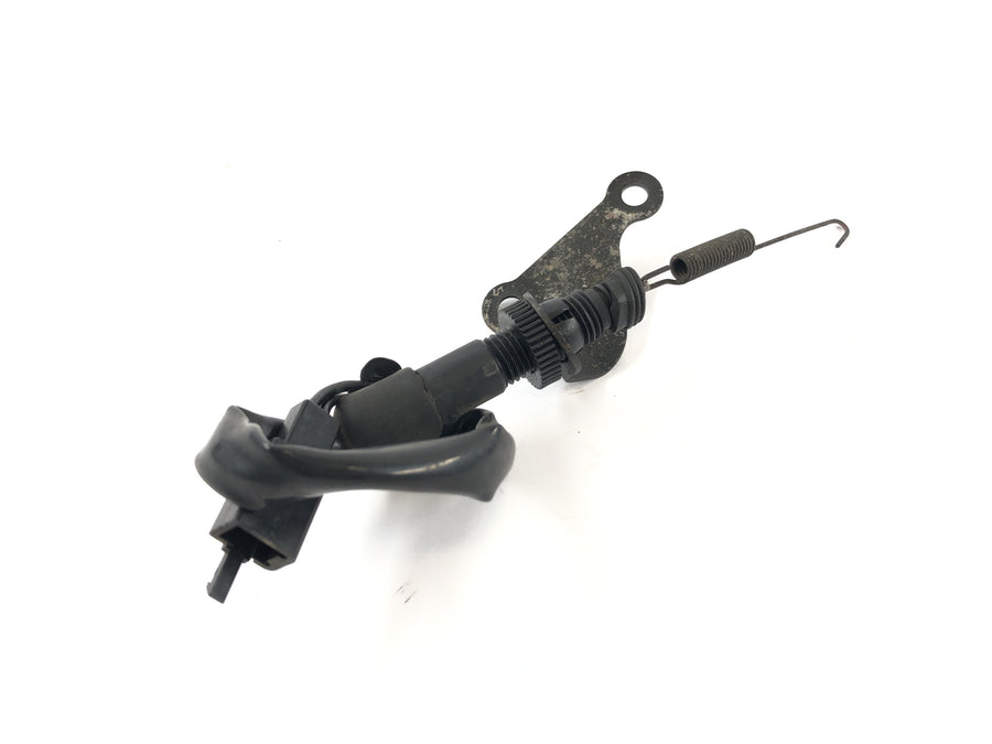 Honda CBR 1000 F SC24 [1991] - Interruptor de luz de freno en la parte posterior