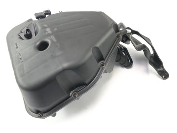 Triumph Sprint ST 1050 [2005] - caja de filtro de aire Airbox - 0