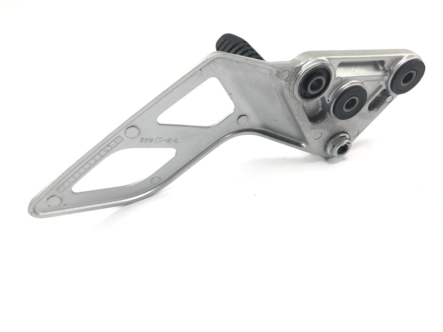 Suzuki GSF 1250 SA Bandit WVCH [2007] - Reposapiés Reposapiés conductor izquierdo