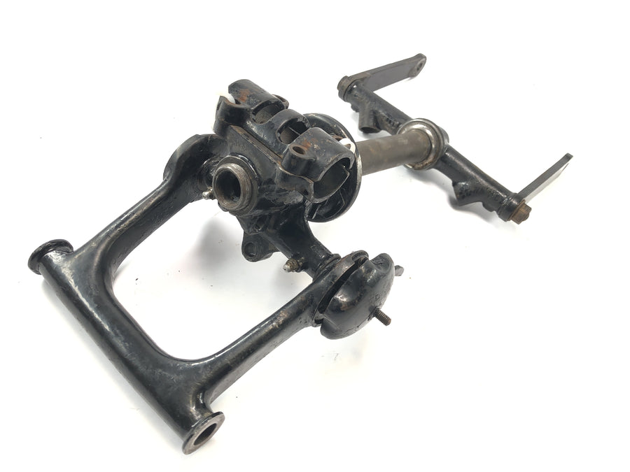 DKW NZ 250 [1938] - Abrazaderas de horquilla delantera en la parte delantera