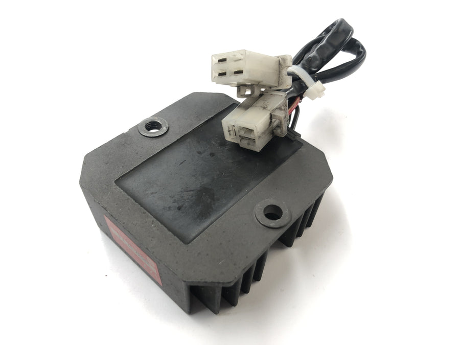 Honda XBR 500 PC15 [1989] - Control de rectificadores Regulador de tensión Cargador 12V