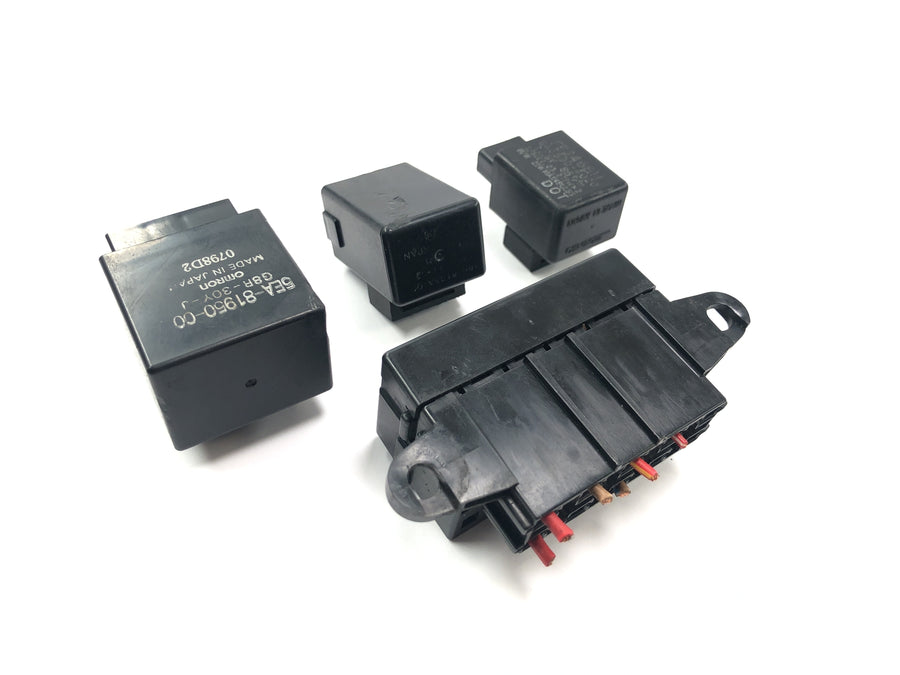 Yamaha XJR 1300 RP02 [1999] - Caja de fusibles caja de relés caja de fusibles