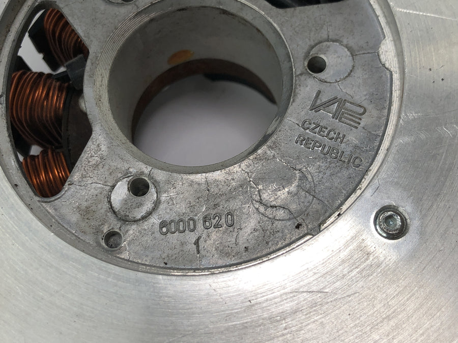Yamaha XT 500 1U6 [1981] - Estator alternador encendido placa base generador carga estator