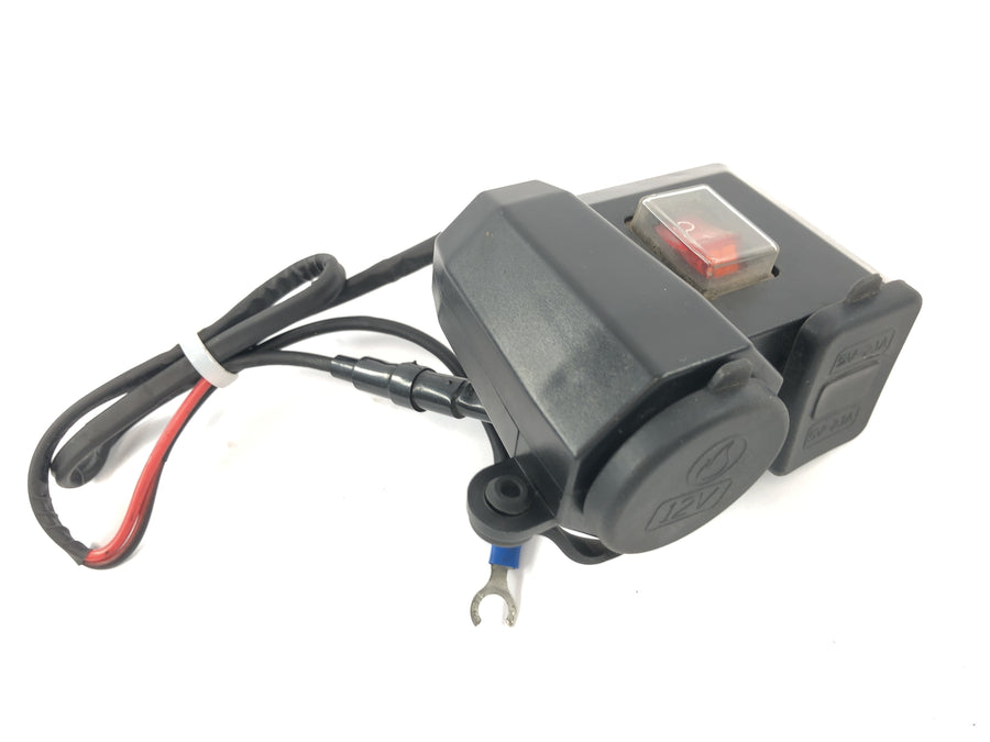 Suzuki Intruder VL 1500 AL [2000] - Toma USB 12V doble toma de carga USB