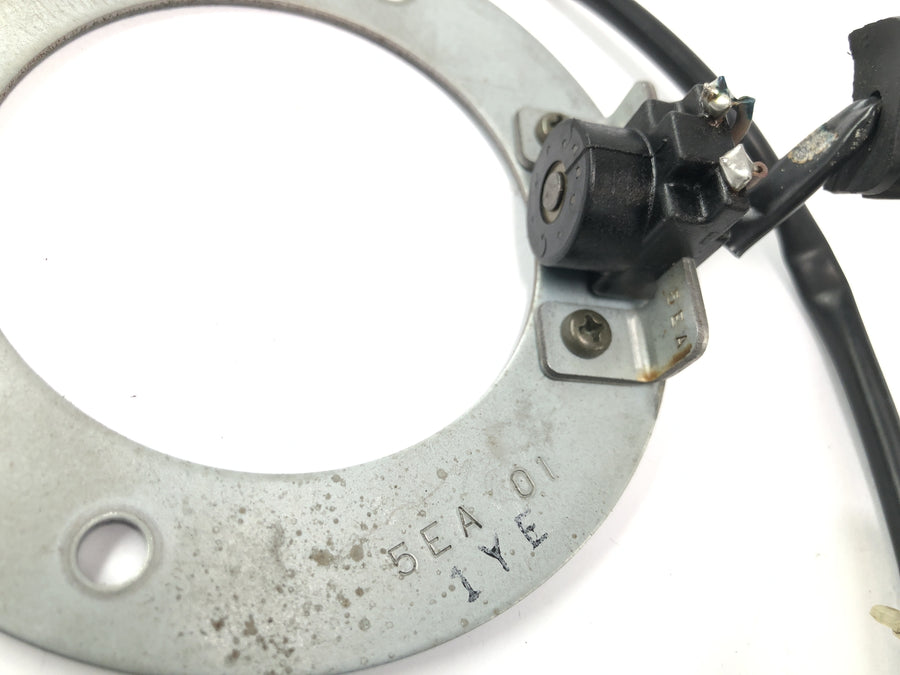 Yamaha XJR 1300 RP06 [2002] - Placa de control de la placa del estator del alternador de la camioneta