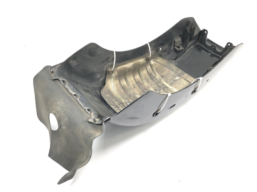 Yamaha XVS 650 Drag Star VM03 [2001] - Kot Wing en la hoja de protección del guardabarros traseros