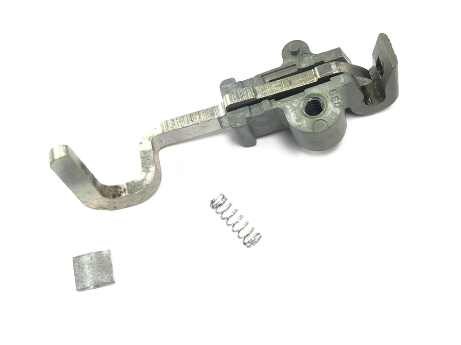 Honda FMX 650 RD12 [2006] - Bloqueo del asiento