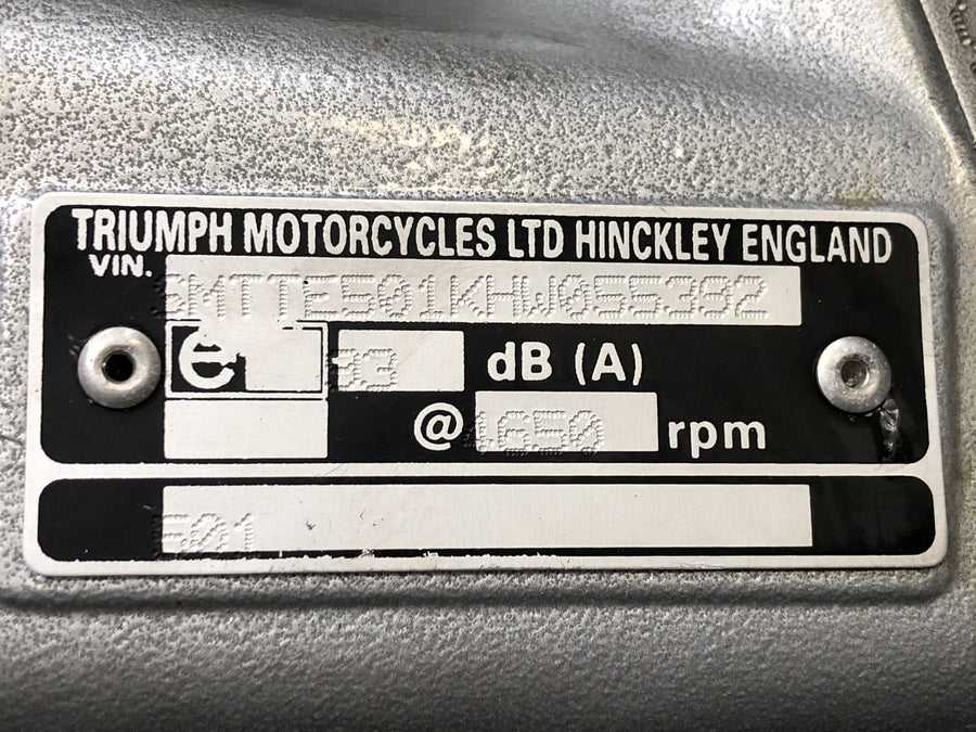 Triumph Speed ​​Triple T509 [1998] - Marco con papeles