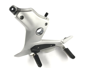 Moto Guzzi Norge 1200 [2006] - Placa del reposapiés izquierda - 0