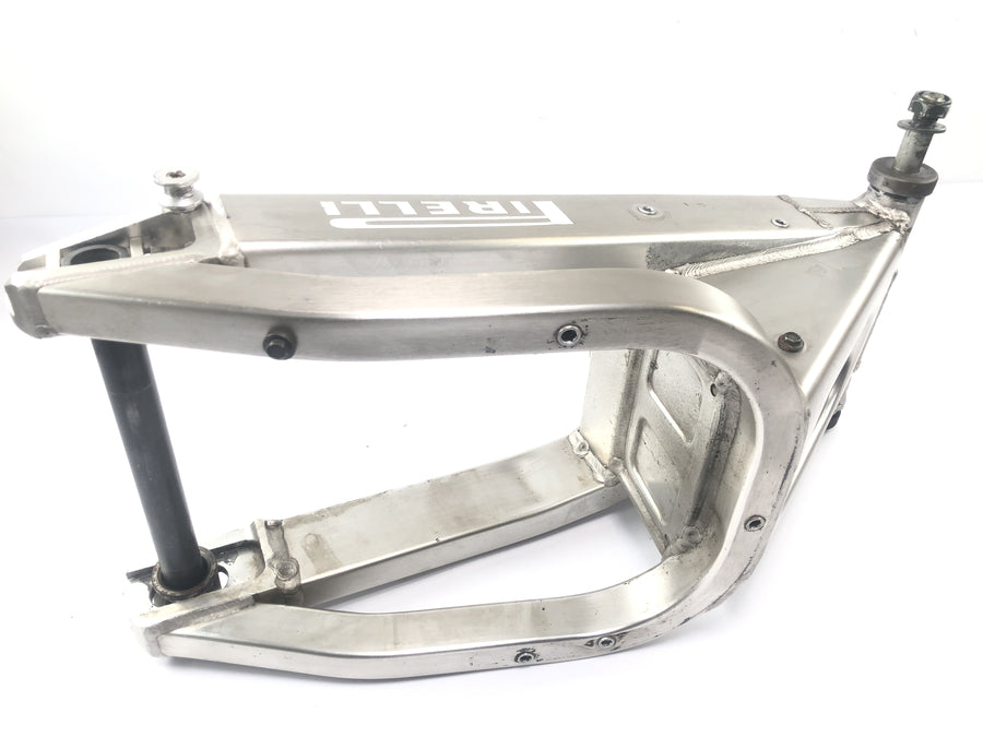 Yamaha YZF R1 RN01 [1998] - Schwinge Rode Wheel Swing