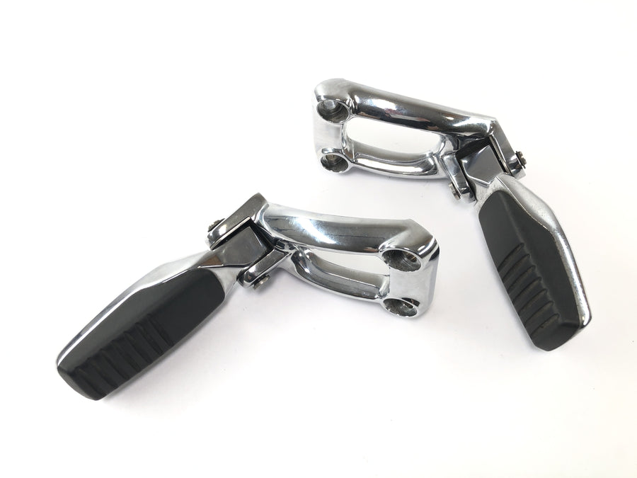 BMW R 850 C 259C [1999] - Reposapiés plegables para pasajero izquierdo y derecho