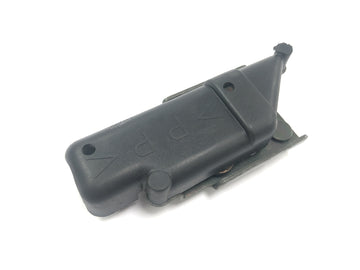 Yamaha YZF R1 RN04 [2001] - Bloqueo del asiento trasero - 0