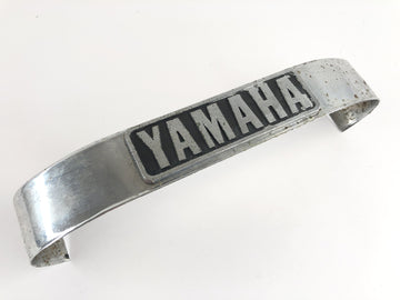 Yamaha XS 400 2A2 [1982] - Cubierta de puente de la horquilla de apertura de apertura - 0