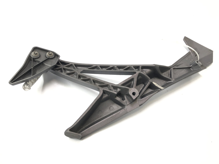Aprilia RST 1000 FUTURA [2002] - PEDIA's Footrest a la derecha con Halter Footrest a la derecha