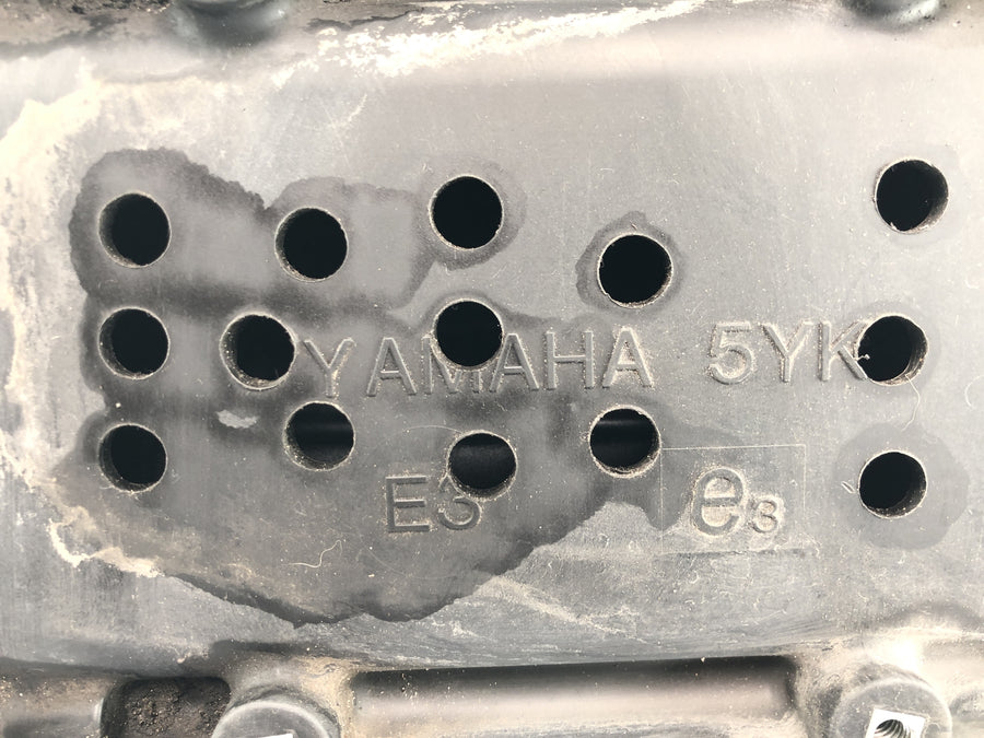 Yamaha MT 03 RM02 [2007] - Caja filtro de aire caja filtro aire airbox