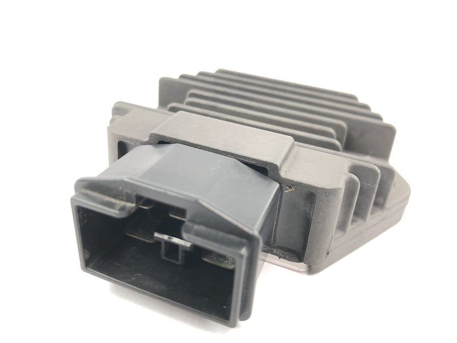 SWM SM 125 R [2018] - Regulador de voltaje regulador rectificador regulador alternador