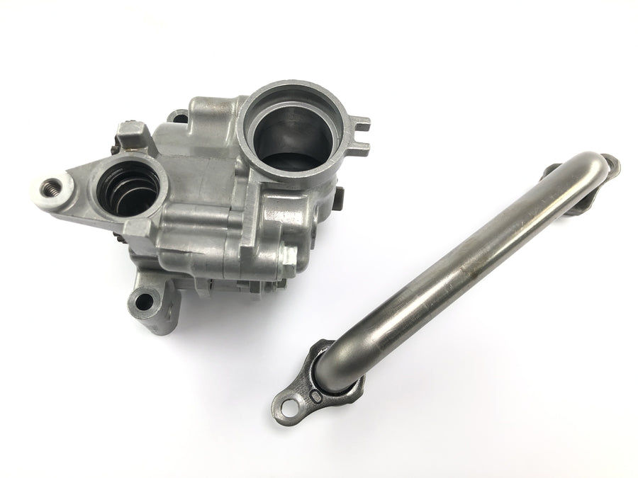 Honda CBR 1000 RR SC59 [2008] - Bomba de aceite bomba de suministro de aceite con tubo de entrada de aceite