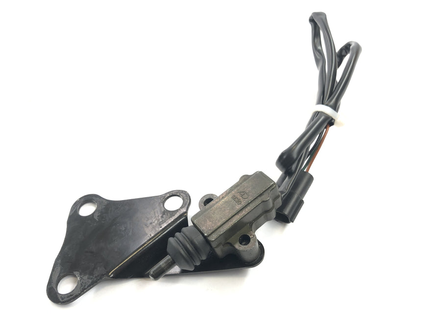Triumph Daytona 955i T595N [2003] - Interrupciones estándar del interruptor de soporte lateral