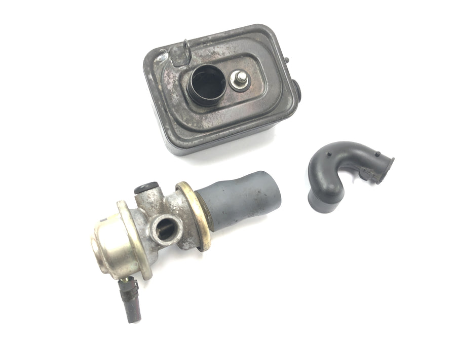 Yamaha XVS 650 Drag Star VM03 [2001] - Contenedor de ventilación de la válvula de regla
