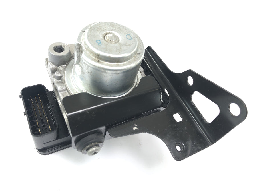 Triumph Sprint ST 1050 [2005] - Bloque ABS de la unidad de control ABS ABS