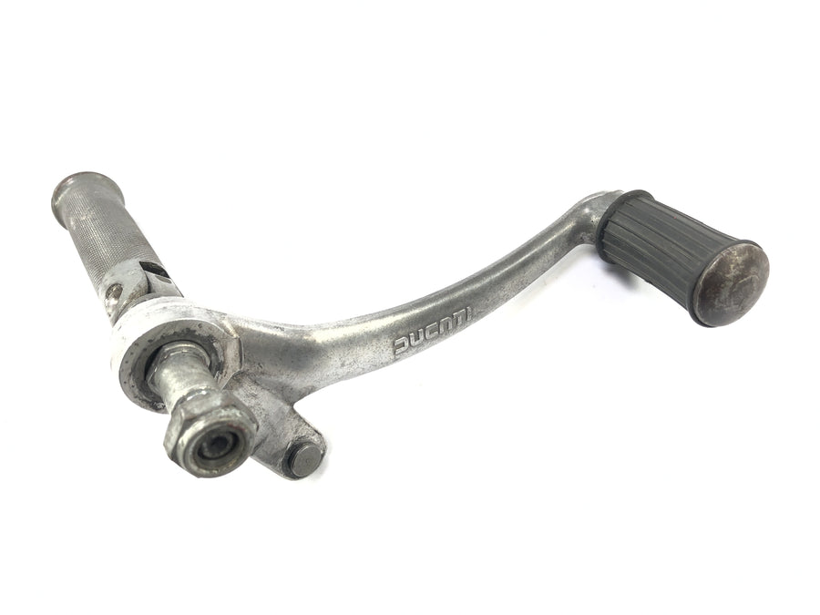 Ducati SL 600 PANTAH [1982] - Los reposapiés del conductor con palanca de engranajes y palanca de frenos