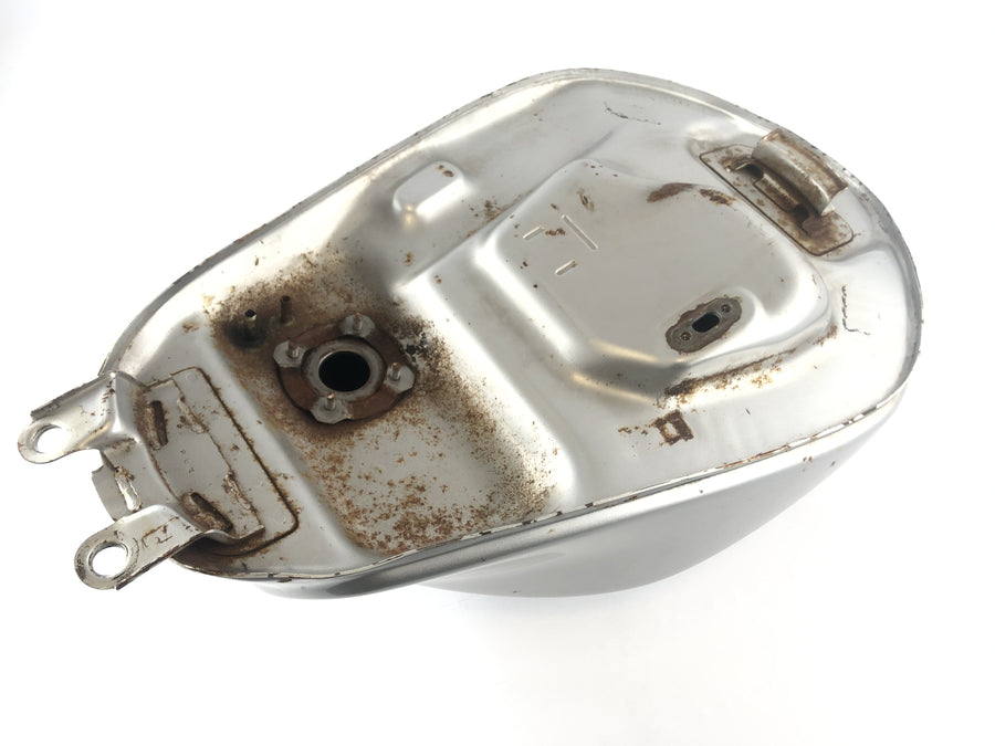 Suzuki GSF 1200 S Bandit WVA9 [2003] - Tanque de gasolina con protuberancia
