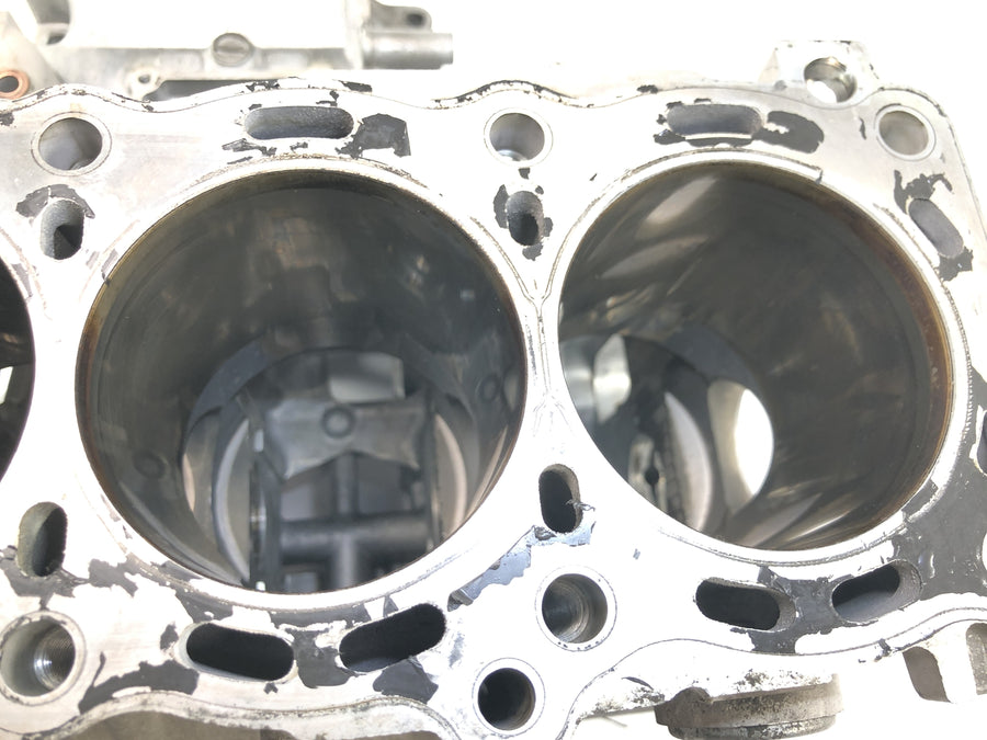 Suzuki GSX R 1000 WVB6 K6 [2006] - Bloque motor cárter cilindro con pistón