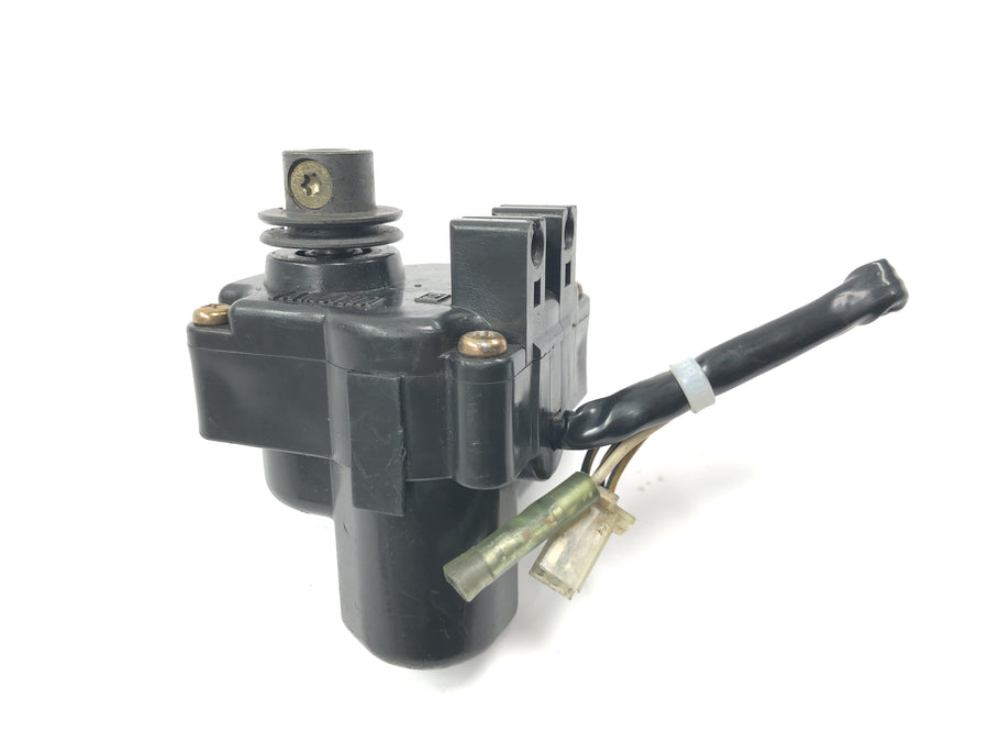 Yamaha YZF R1 RN04 [2001] - Servomotor del motor de la trampilla de escape del actuador EXUP