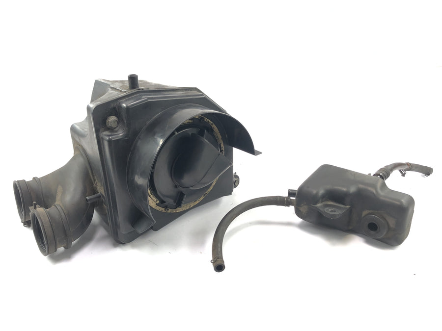 Honda GL 500 Silversching PC02 [1982] - Air Filter Box Collector Airbox Air Rounder System