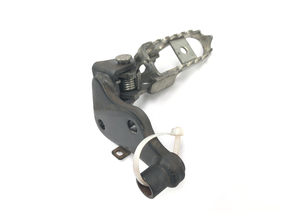 Yamaha WR 125 X DE07 [2010] - Reposapiés conductor derecho