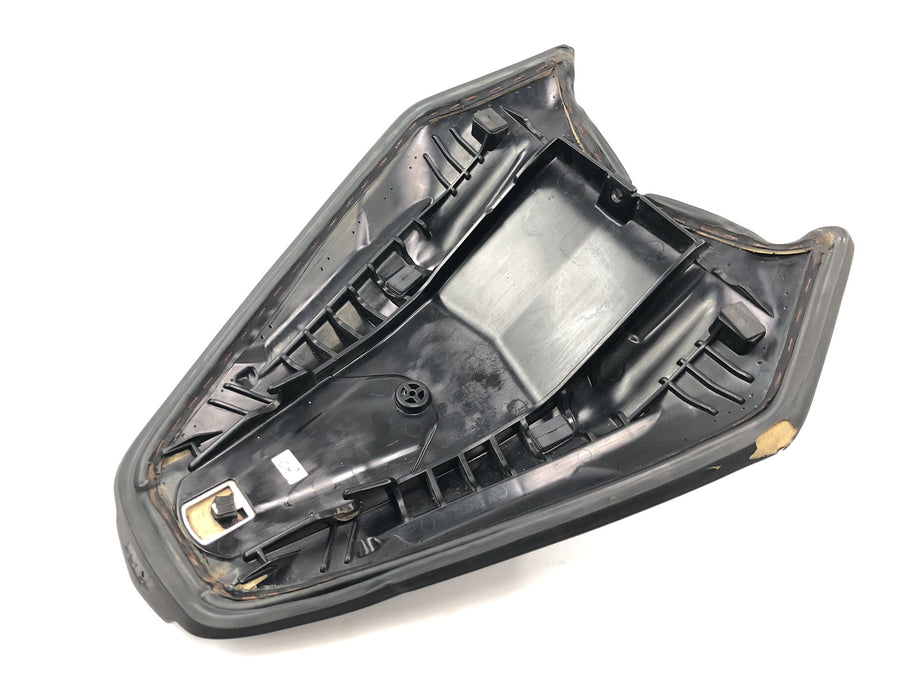 KTM RC 125 [2016] - Asiento del acompañante banco del pasajero