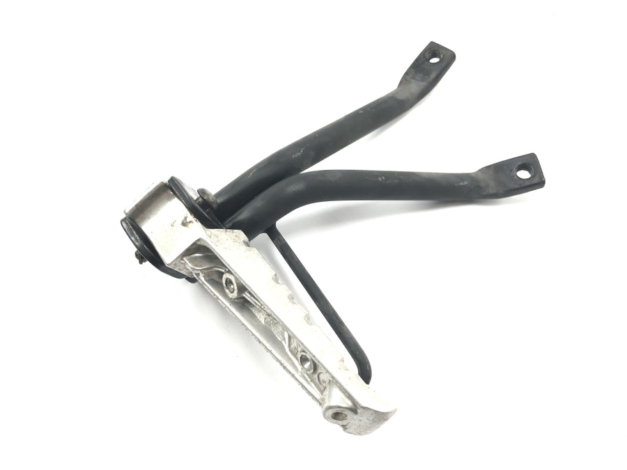 Yamaha WR 125 X DE07 [2010] - Reposapiés para pasajero, reposapiés trasero izquierdo con soporte
