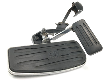 Yamaha XV 1600 Wild Star VP08 [2002] - Estribo conductor reposapiés delantero derecho con pedal de freno