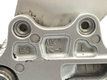 Suzuki GSX R 1000 WVBZ K3 [2003] - Sistema de reposapiés soporte reposapiés izquierdo del conductor con palanca de cambios - 0