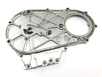 Yamaha XV 1600 Wild Star VP08 [2002] - cubierta de transmisión primaria dentro de la cubierta del motor derecha