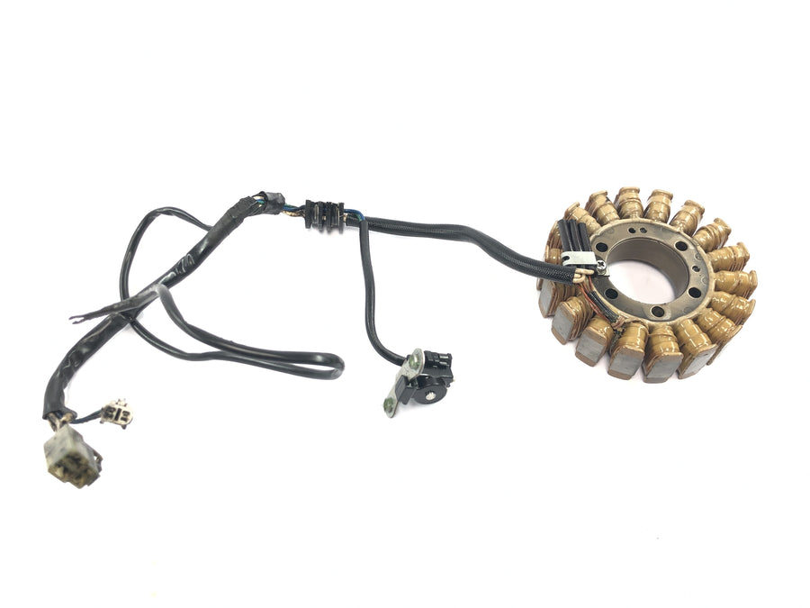 Yamaha MT 03 RM02 [2007] - Sistema de carga del rotor del generador del estator del alternador