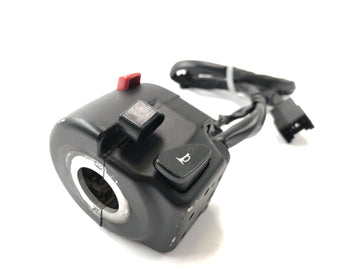 Suzuki VZ 1500 WVCU [2011] - Fijación interruptor interruptor manillar izquierdo