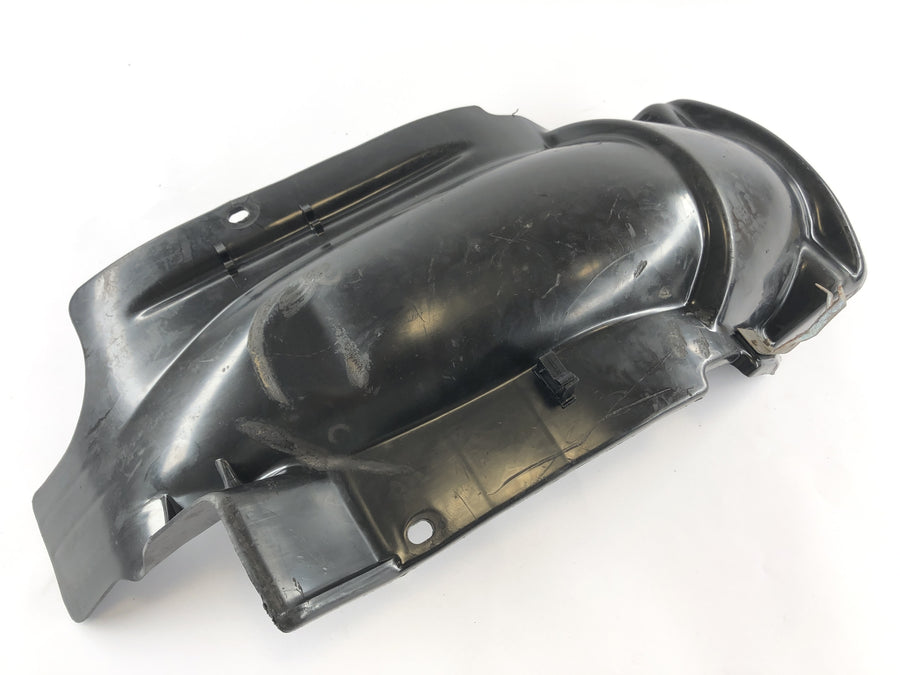 Yamaha XS 400 2A2 [1982] - Fender interno de protección de salpicaduras en la parte posterior