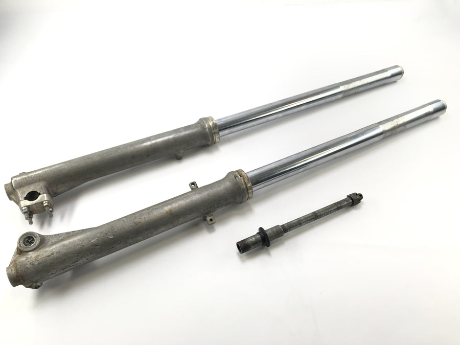 Yamaha XT 500 1U6 [1981] - Hornera de suspensión Telegabel de horquilla con eje
