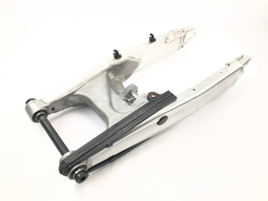 KTM 950 Adventure LC8 [2004] - Basculante rueda trasera basculante aluminio