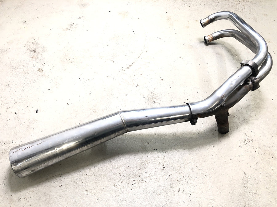 Honda CBX 650 E RC13 [1983] - Muffler de escape a la derecha